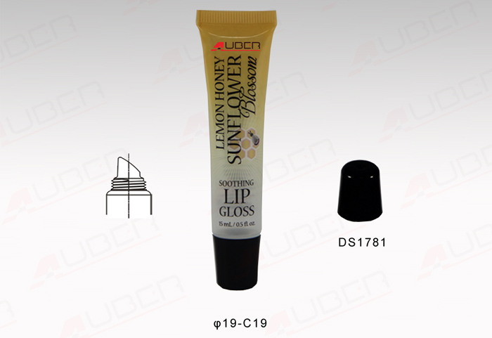 This is a D19mm Round Tube Lip Balm. This is a D19mm Round Tube Lip Balm.