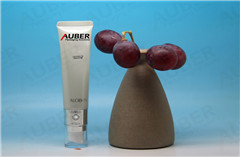 d25mm beauty pump tube packaging with acrylic cap