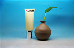 d30mm light yellow pump tube packaging for cosmetic product with metalized cap