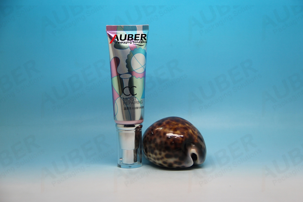 d30mm shinny cosmetic pump tube with clear cap