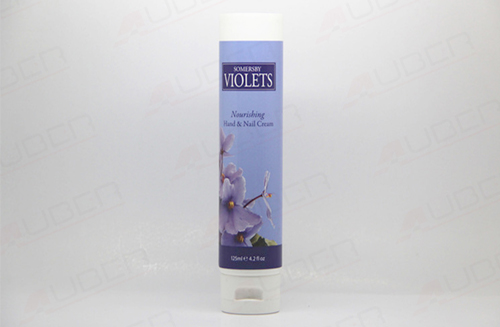 D40mm-labeling-Beauty-Packaging1 d40mm labeling beauty packaging