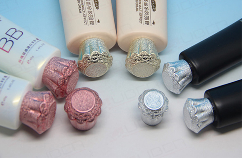 Plastic-Tube-with-Linen-faced-Metalized-Cap1 plastic tube with linen faced metalized cap