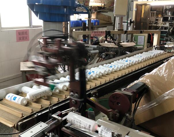 hand sanitizer packaging factory