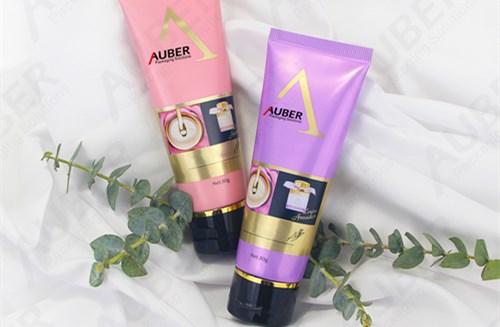 Cosmetic packaging